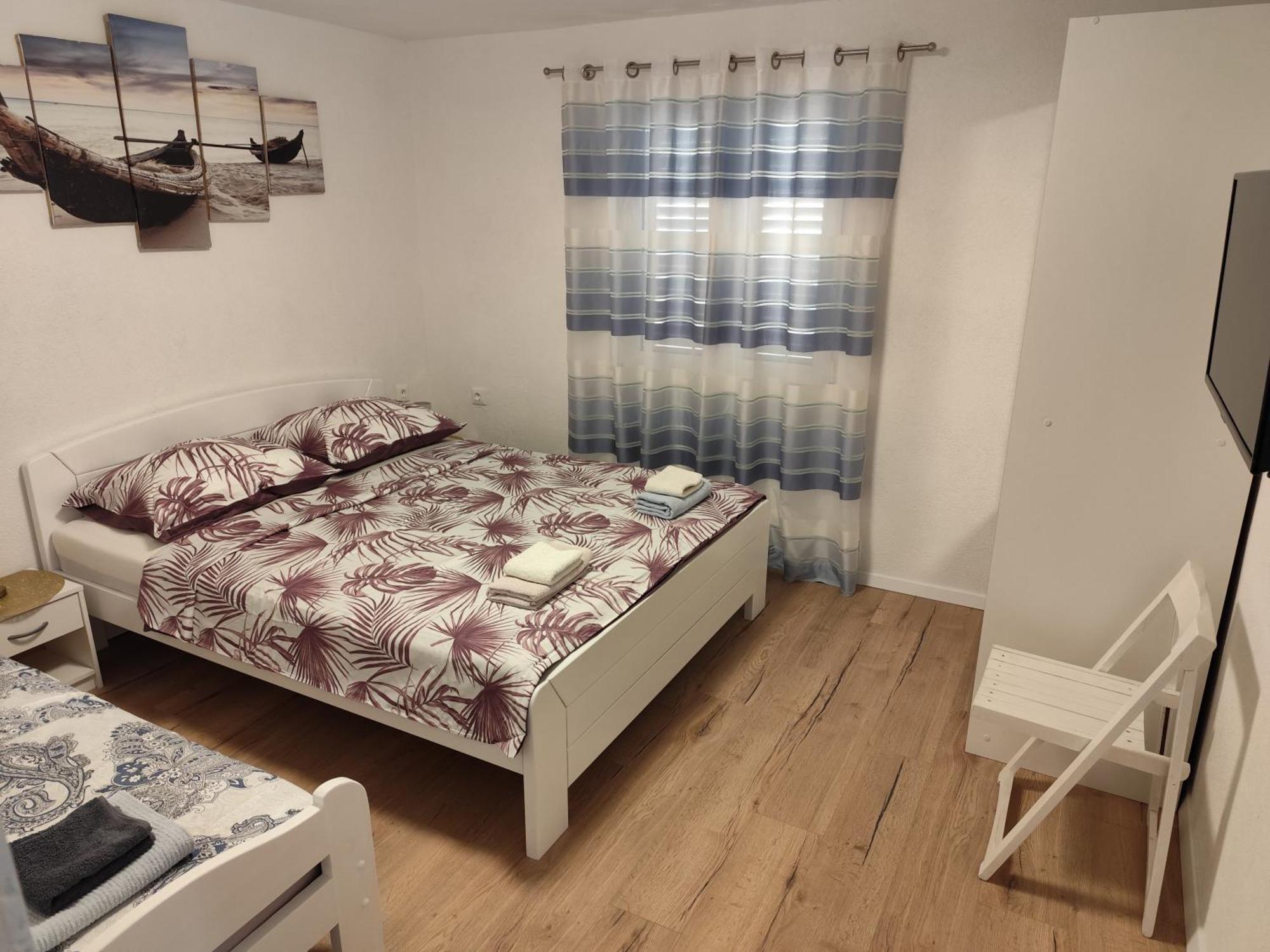 Eljuga Family Apartment *